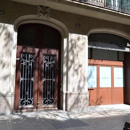 Enjoy Apartments Sofia バルセロナ エクステリア 写真