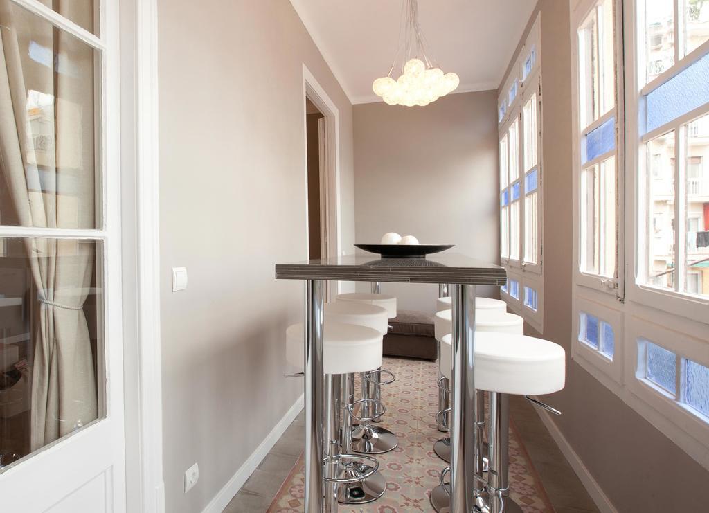 Enjoy Apartments Sofia バルセロナ 部屋 写真