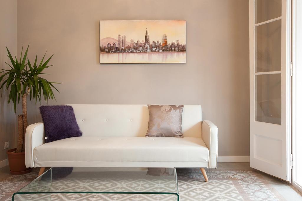 Enjoy Apartments Sofia バルセロナ 部屋 写真