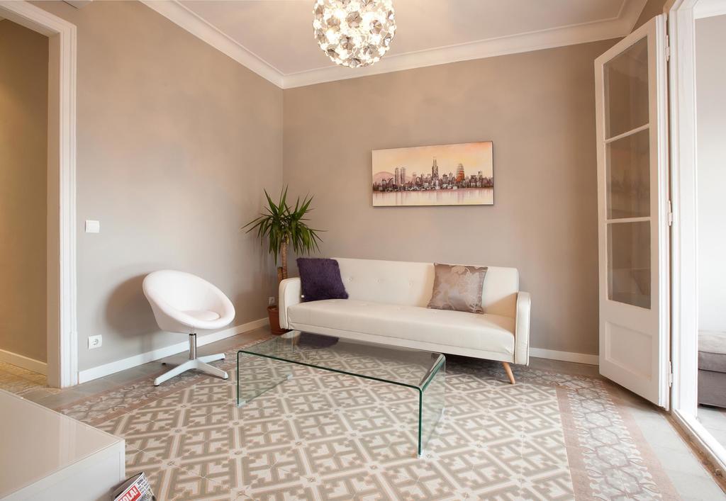 Enjoy Apartments Sofia バルセロナ 部屋 写真