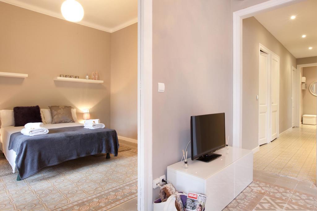 Enjoy Apartments Sofia バルセロナ 部屋 写真