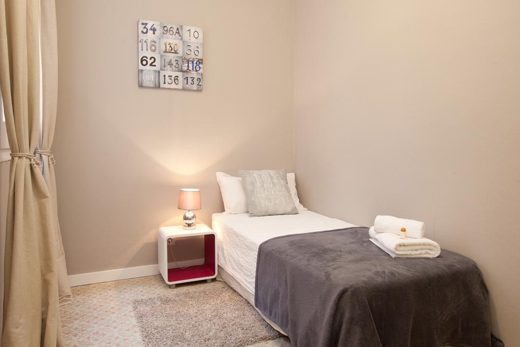Enjoy Apartments Sofia バルセロナ 部屋 写真
