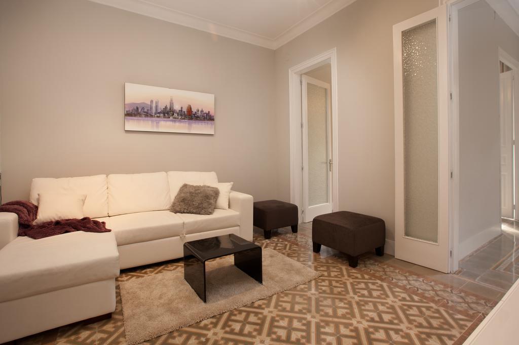 Enjoy Apartments Sofia バルセロナ 部屋 写真