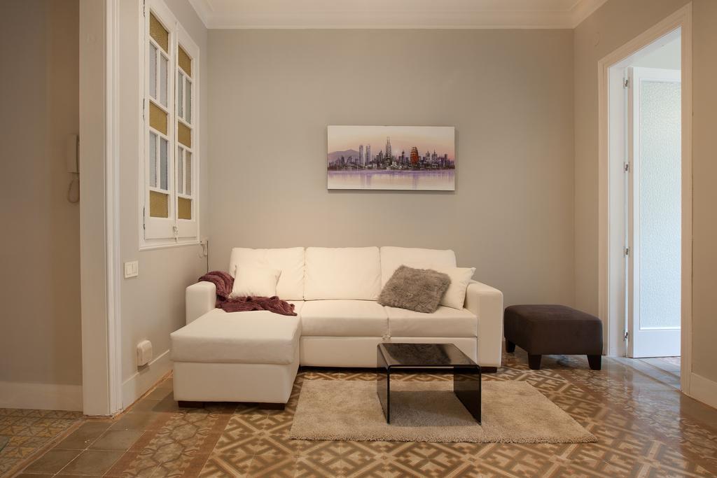 Enjoy Apartments Sofia バルセロナ 部屋 写真
