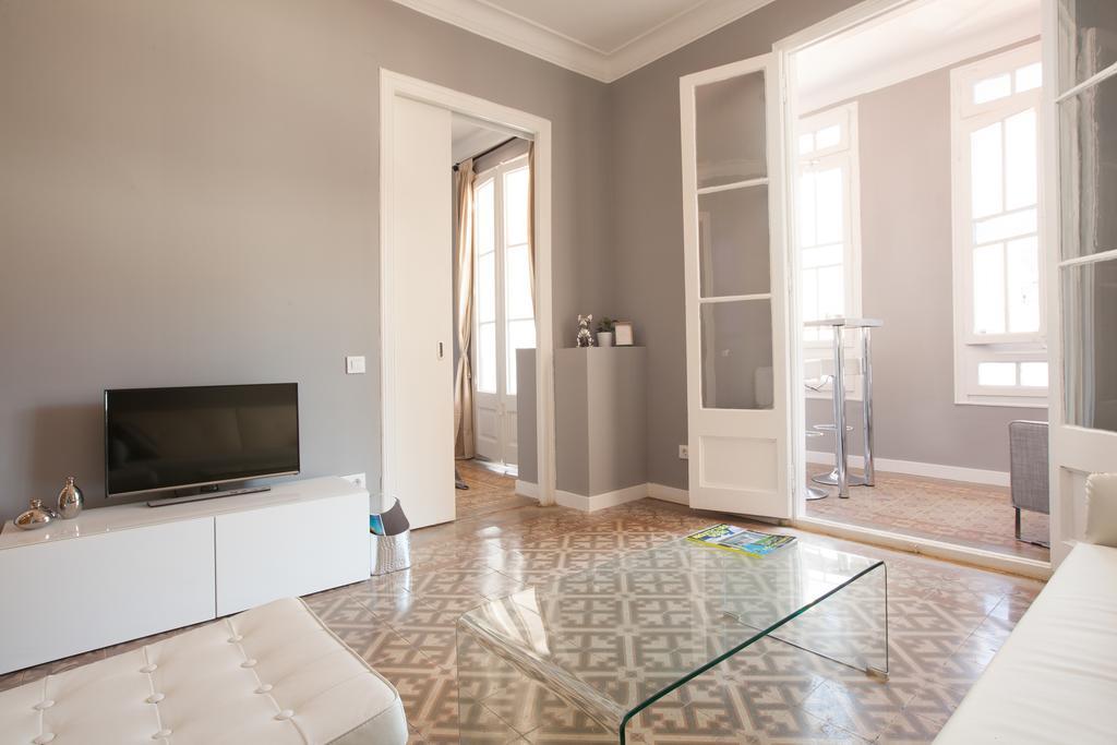 Enjoy Apartments Sofia バルセロナ エクステリア 写真