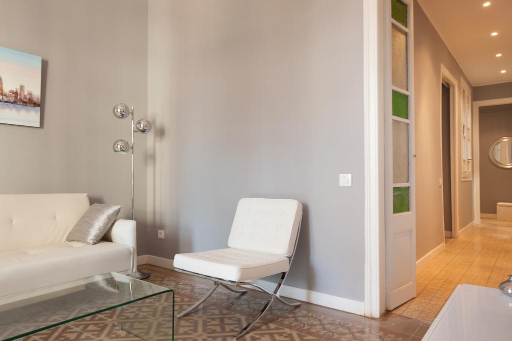 Enjoy Apartments Sofia バルセロナ エクステリア 写真