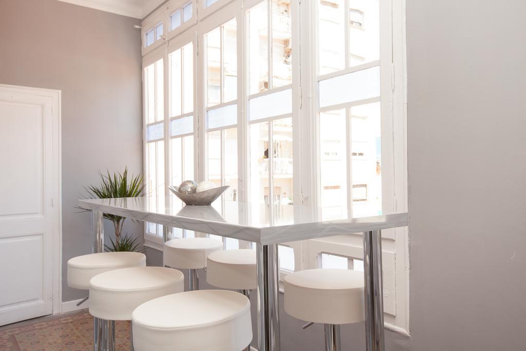 Enjoy Apartments Sofia バルセロナ エクステリア 写真