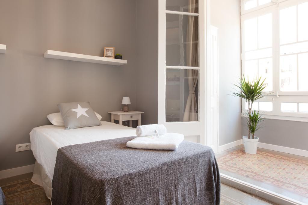 Enjoy Apartments Sofia バルセロナ エクステリア 写真